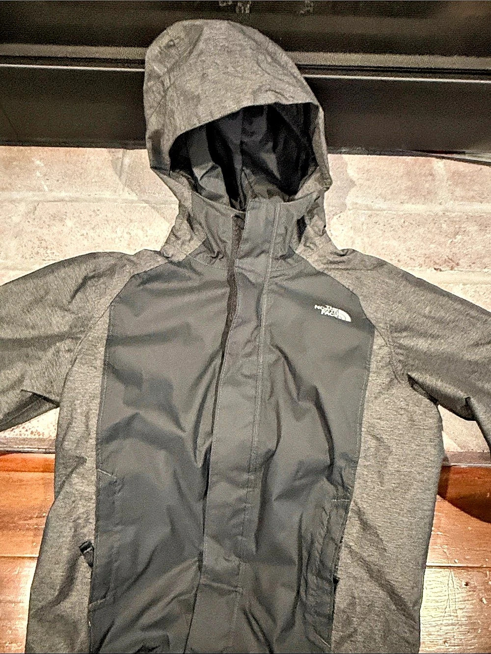 The North Face Boys Resolve Reflective Jacket Boys Small Gray & Black